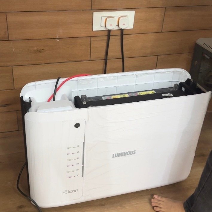 Luminous icon 1100 inverter